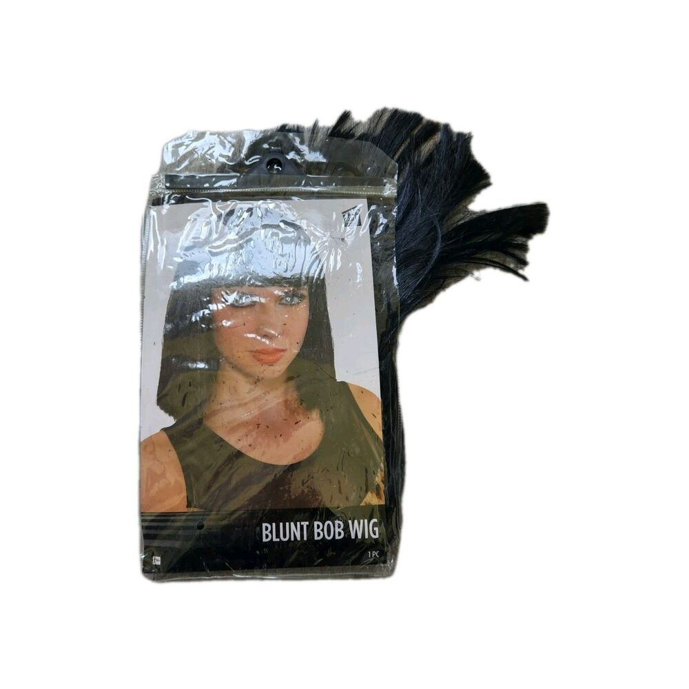 NWT Black Blunt Bob Wig Costume Short Straight Bangs Synthetic Halloween Cosplay